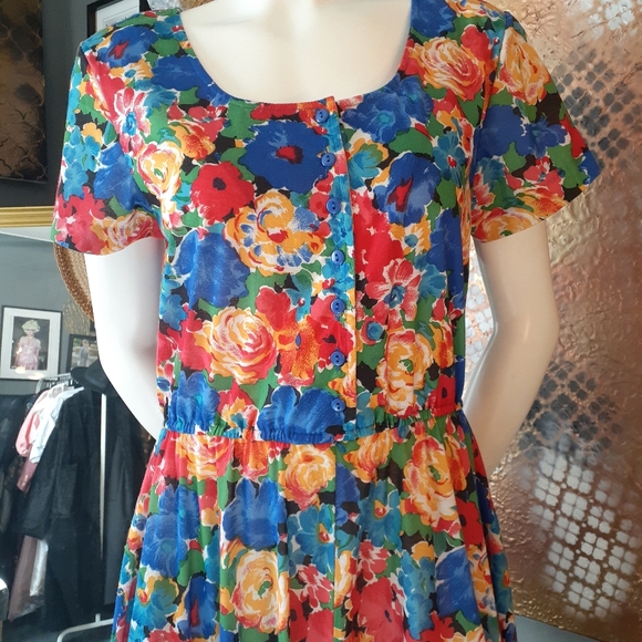 Vintage Floral Multicolor Midi Dress - Picture 13 of 16